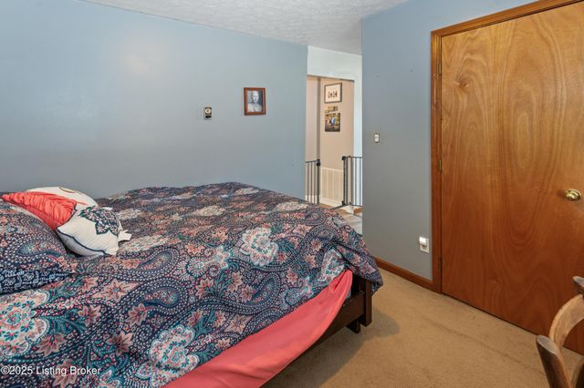 841 Lick Crk Rd, Boston, KY 40107