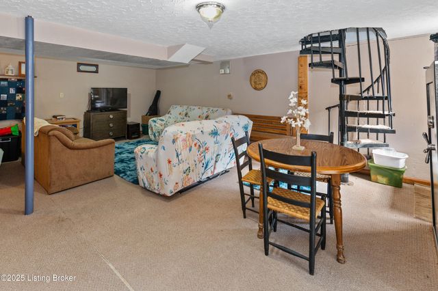 841 Lick Crk Rd, Boston, KY 40107