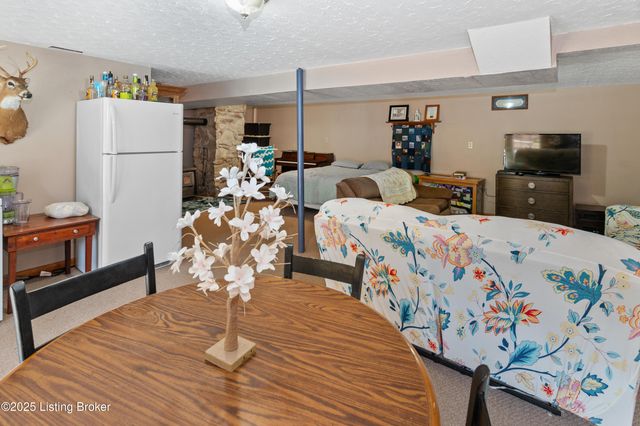 841 Lick Crk Rd, Boston, KY 40107