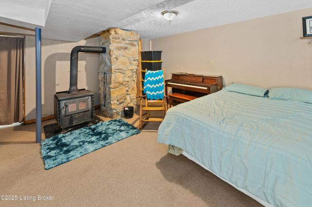 841 Lick Crk Rd, Boston, KY 40107