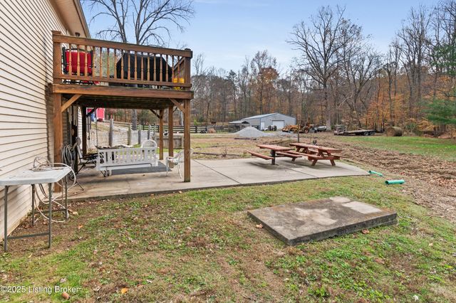 841 Lick Crk Rd, Boston, KY 40107