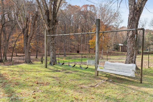 841 Lick Crk Rd, Boston, KY 40107