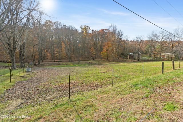 841 Lick Crk Rd, Boston, KY 40107