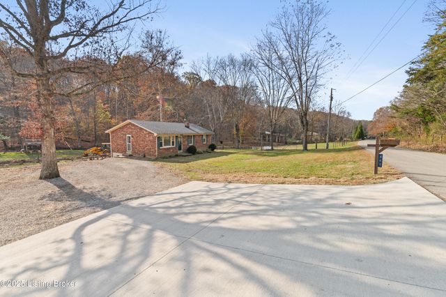 841 Lick Crk Rd, Boston, KY 40107