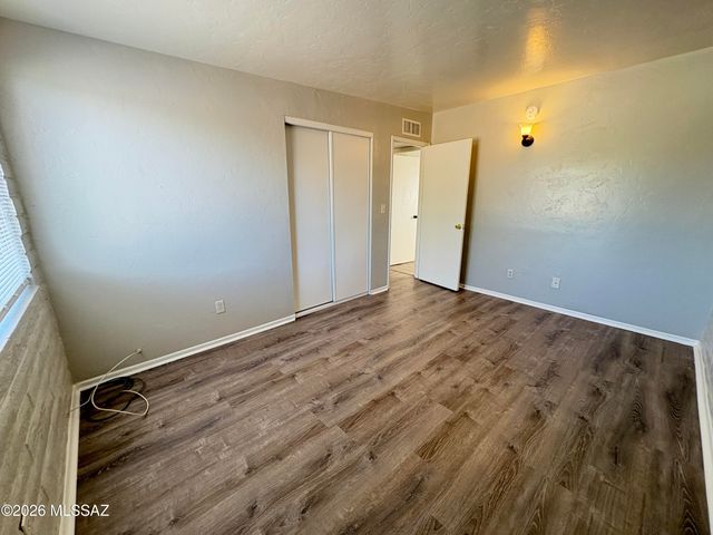 3551 S Calle Polar, Tucson, AZ 85730