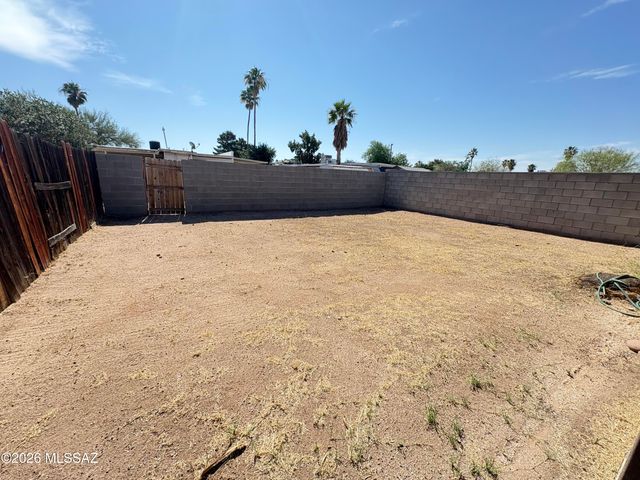 3551 S Calle Polar, Tucson, AZ 85730
