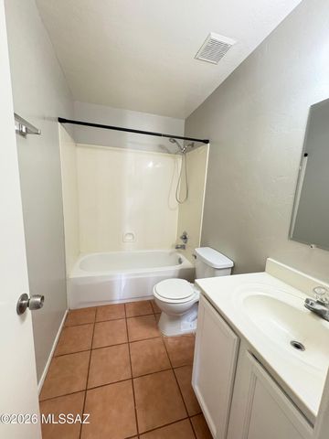 3551 S Calle Polar, Tucson, AZ 85730