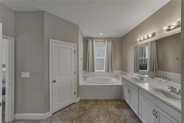 34014 ASTORIA CIRCLE, Wesley Chapel, FL 33545