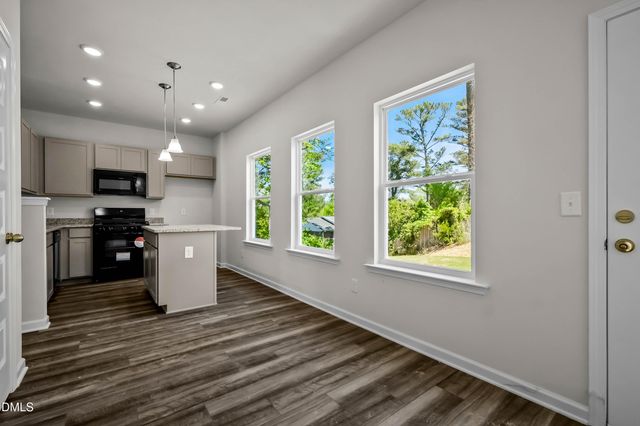 263 Courtside Drive, Dunn, NC 28334