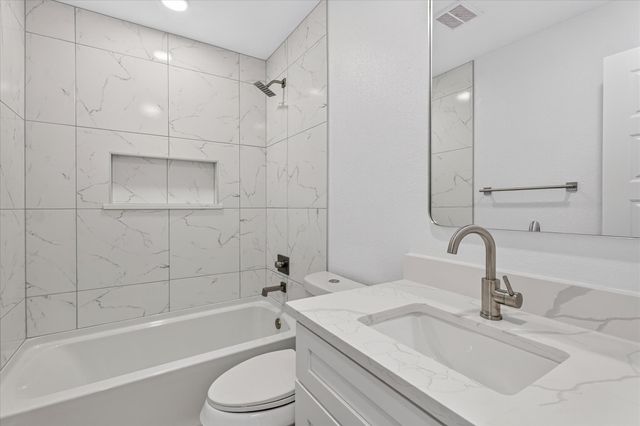 6702 Roseborough DR, Austin, TX 78747