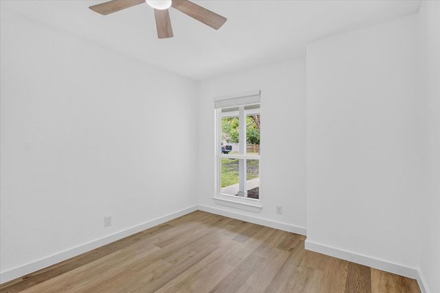 6702 Roseborough DR, Austin, TX 78747