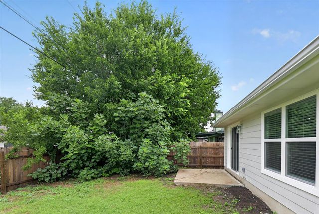 6702 Roseborough DR, Austin, TX 78747