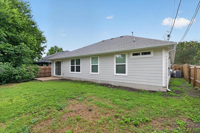 6702 Roseborough DR, Austin, TX 78747