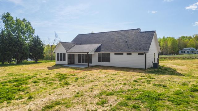 337 Hunter Trail, Trenton, GA 30752