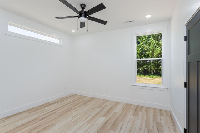 337 Hunter Trail, Trenton, GA 30752
