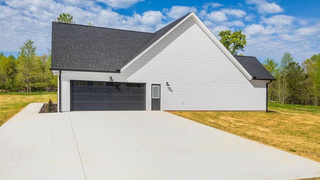 337 Hunter Trail, Trenton, GA 30752