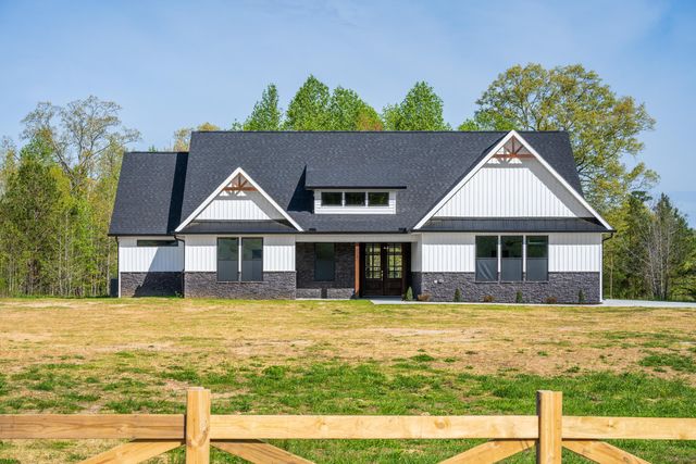 337 Hunter Trail, Trenton, GA 30752