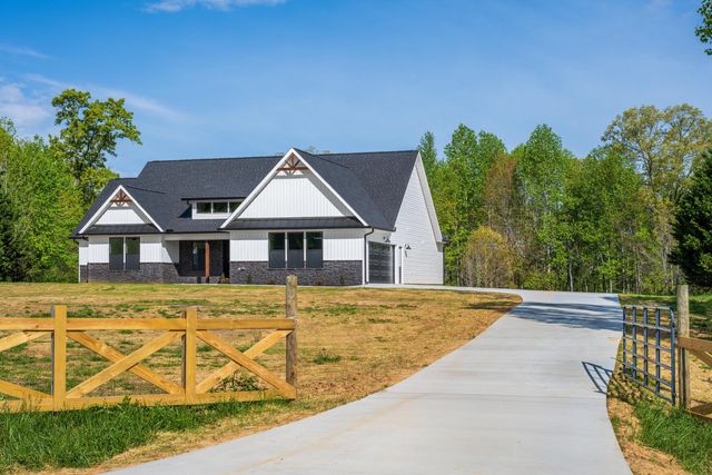 337 Hunter Trail, Trenton, GA 30752