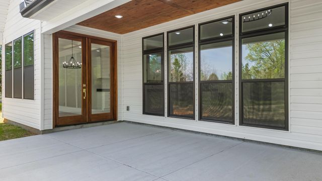 337 Hunter Trail, Trenton, GA 30752