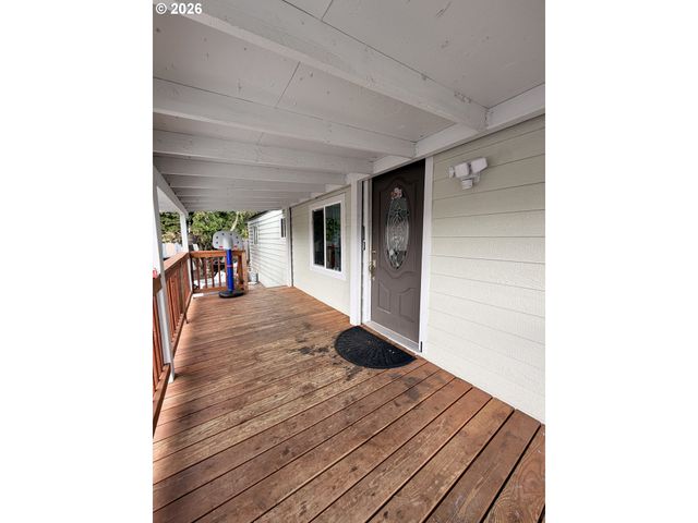 13055 Se STARK St 36, Portland, OR 97233