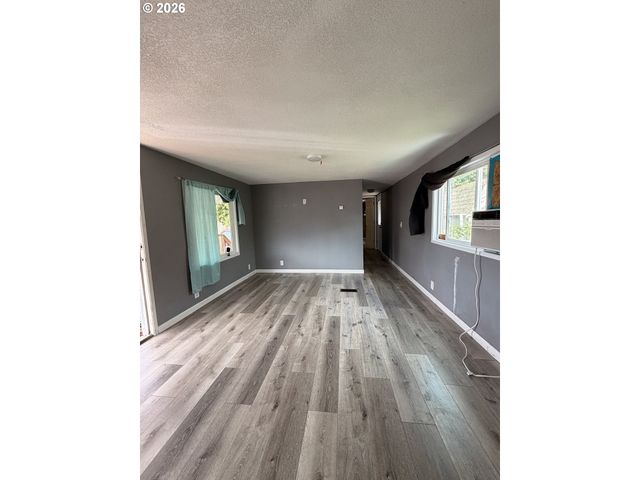 13055 Se STARK St 36, Portland, OR 97233