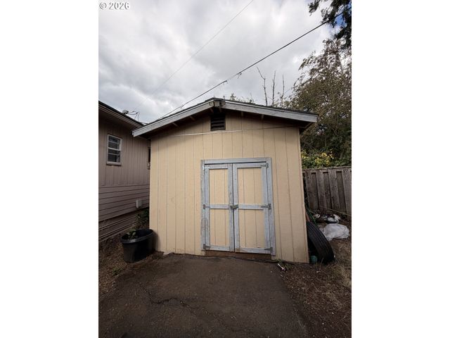 13055 Se STARK St 36, Portland, OR 97233