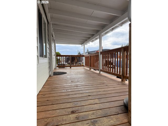 13055 Se STARK St 36, Portland, OR 97233