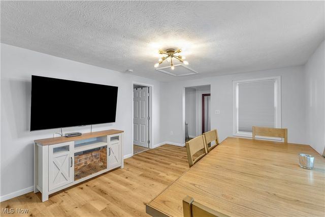 729 Kenilworth Avenue, Sheffield Lake, OH 44054