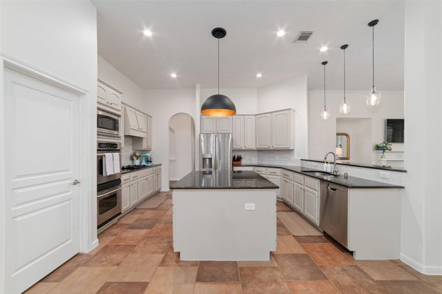 22610 Two Lakes Drive, Tomball, TX 77375