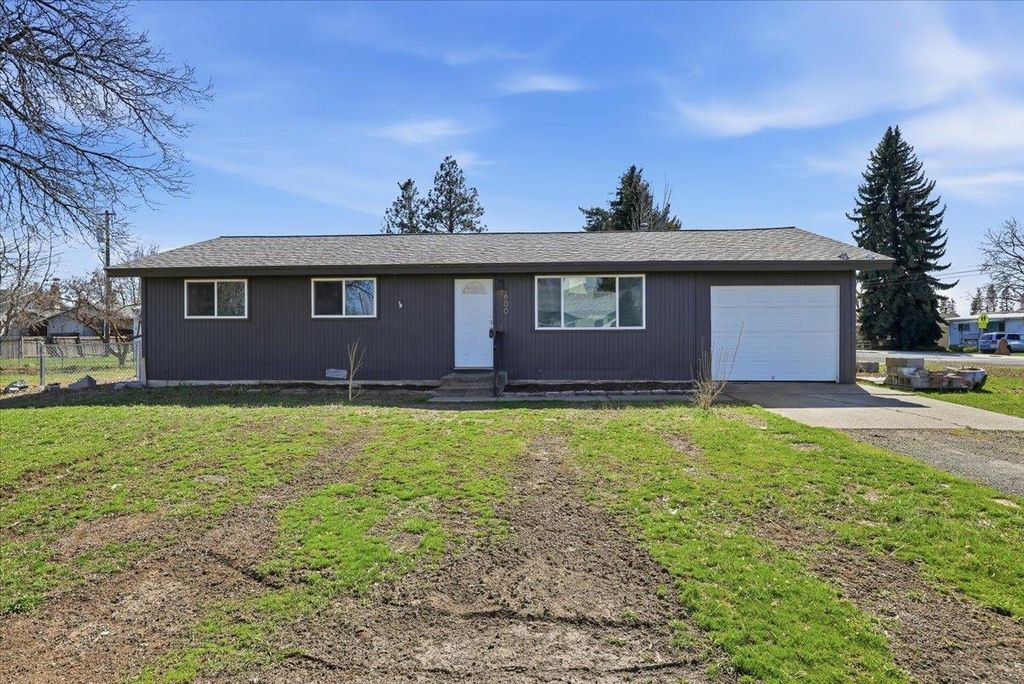 600 E HERB St, Medical Lake, WA 99022
