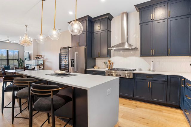 2288 Quarry Trails Drive, Columbus, OH 43228