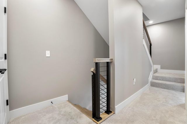 2288 Quarry Trails Drive, Columbus, OH 43228