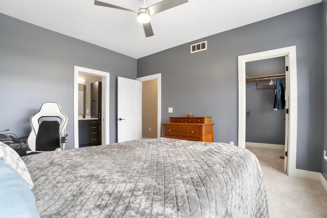 2288 Quarry Trails Drive, Columbus, OH 43228