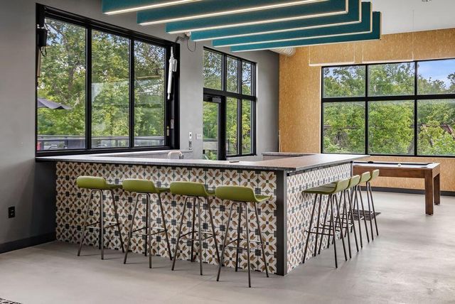 2288 Quarry Trails Drive, Columbus, OH 43228