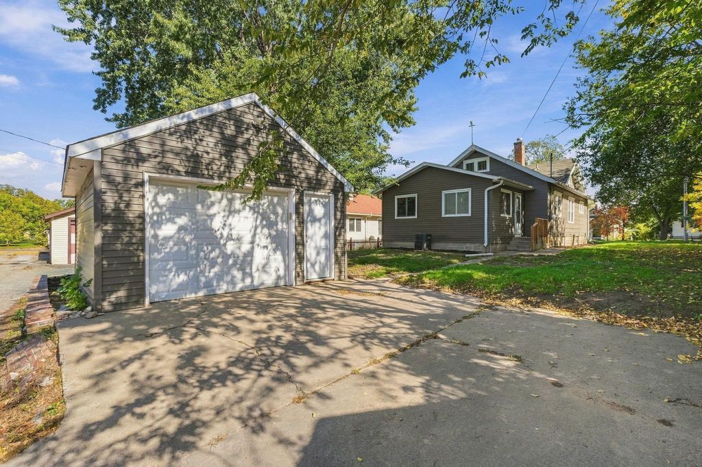 4417 Russell Avenue N, Minneapolis, MN 55412 — photo 4