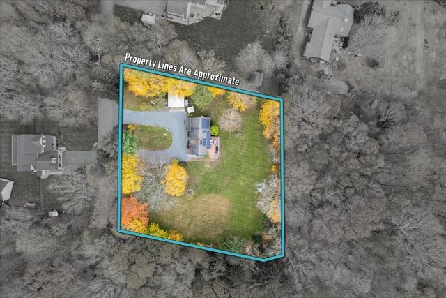 22 Reservoir St, Seekonk, MA 02771