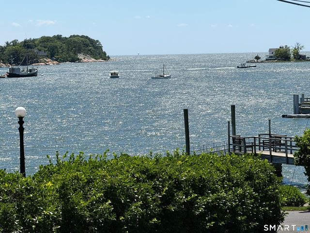 18 Prospect Hill Road, Branford, CT 06405