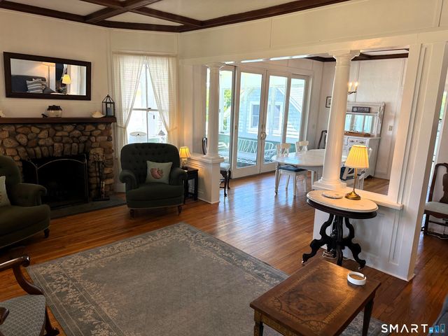18 Prospect Hill Road, Branford, CT 06405