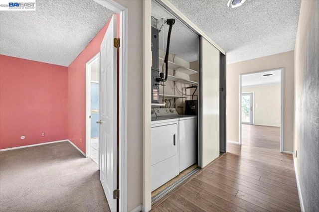 1912 Ptarmigan Dr 2, Walnut Creek, CA 94595