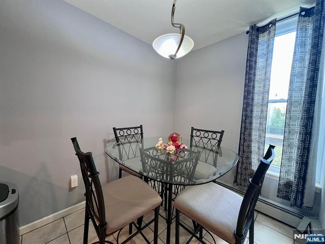 14 River F, Nutley, NJ 07110