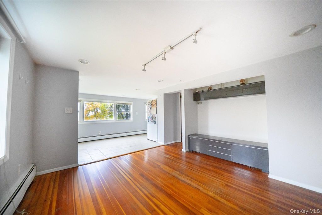 126 Tanglewylde Road 2, Lake Peekskill, NY 10579