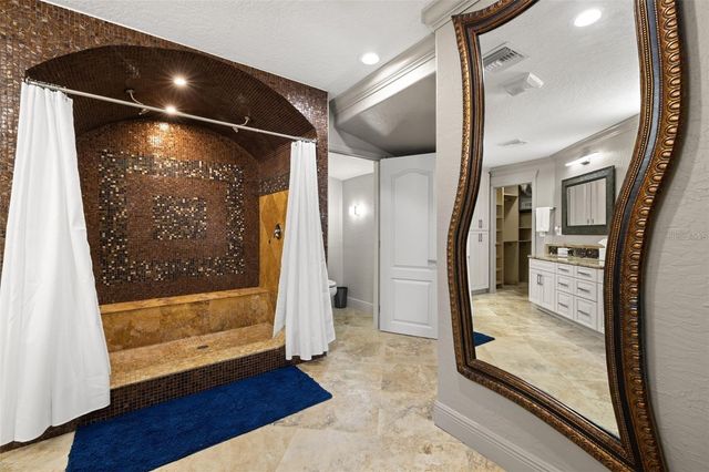 2785 BAYSIDE DRIVE S, St Petersburg, FL 33705