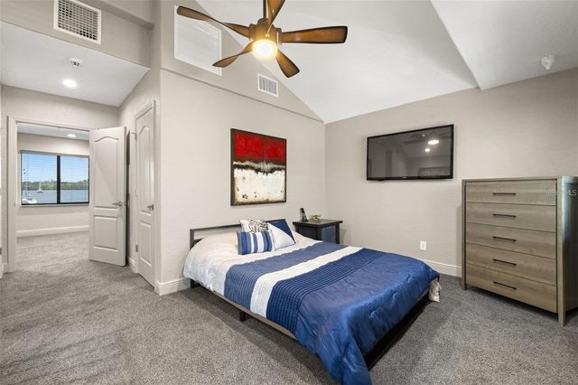 2785 BAYSIDE DRIVE S, St Petersburg, FL 33705