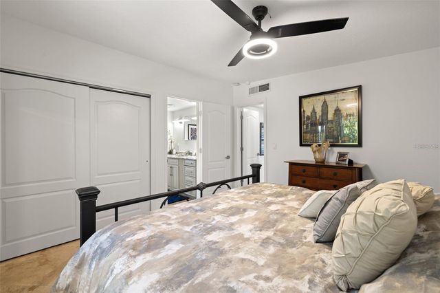 2785 BAYSIDE DRIVE S, St Petersburg, FL 33705