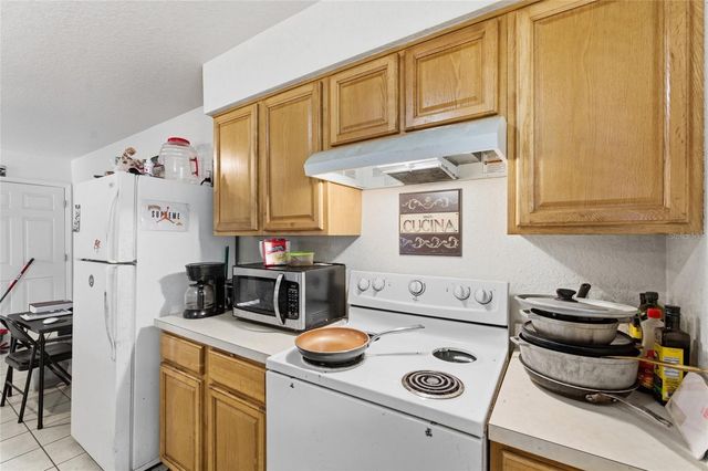 8439 RADIO LANE, Tampa, FL 33619