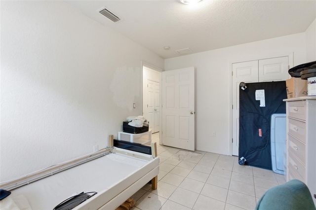8439 RADIO LANE, Tampa, FL 33619