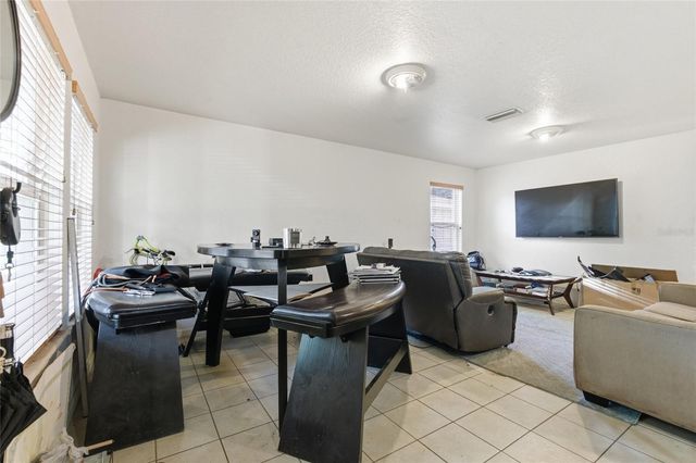 8439 RADIO LANE, Tampa, FL 33619