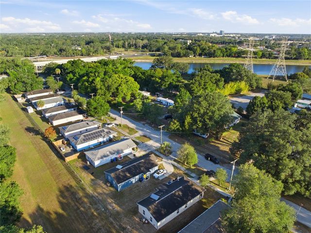 8439 RADIO LANE, Tampa, FL 33619