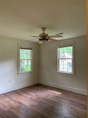 711 Locust Street, Charleston, SC 29407