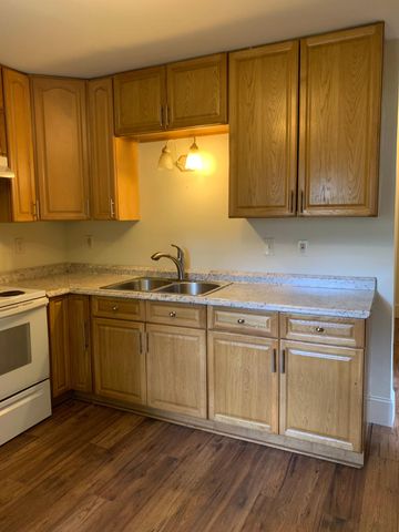 711 Locust Street, Charleston, SC 29407